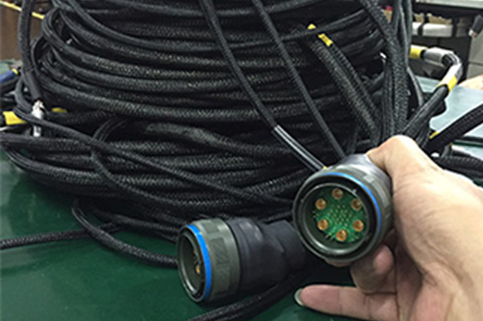 （9）苏州讯煜电子,最新产品,航插线束_128